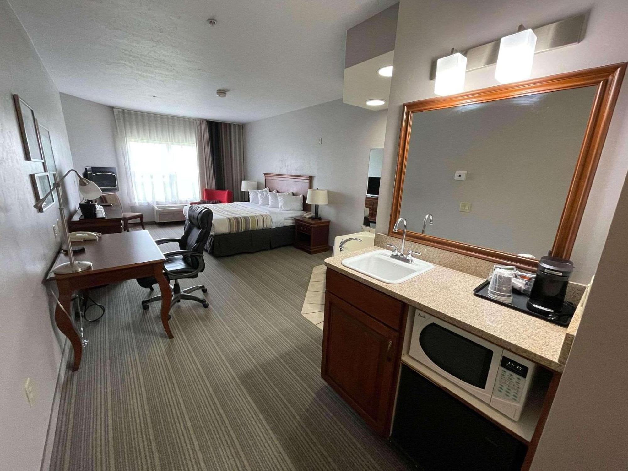 Country Inn & Suites By Radisson, Appleton North, Wi Little Chute Bagian luar foto