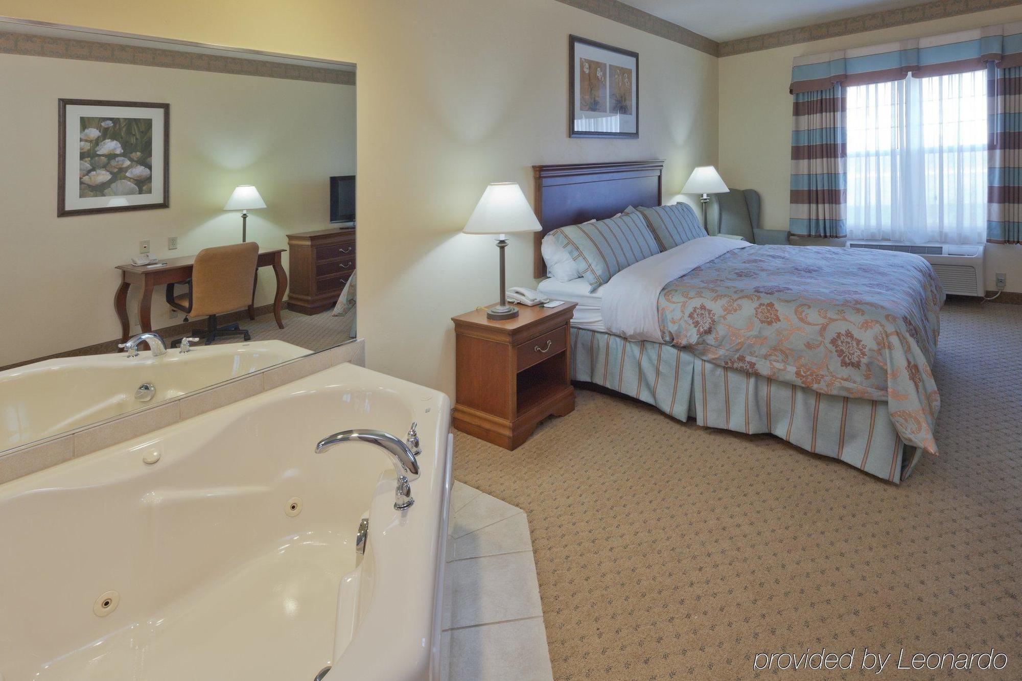Country Inn & Suites By Radisson, Appleton North, Wi Little Chute Bagian luar foto
